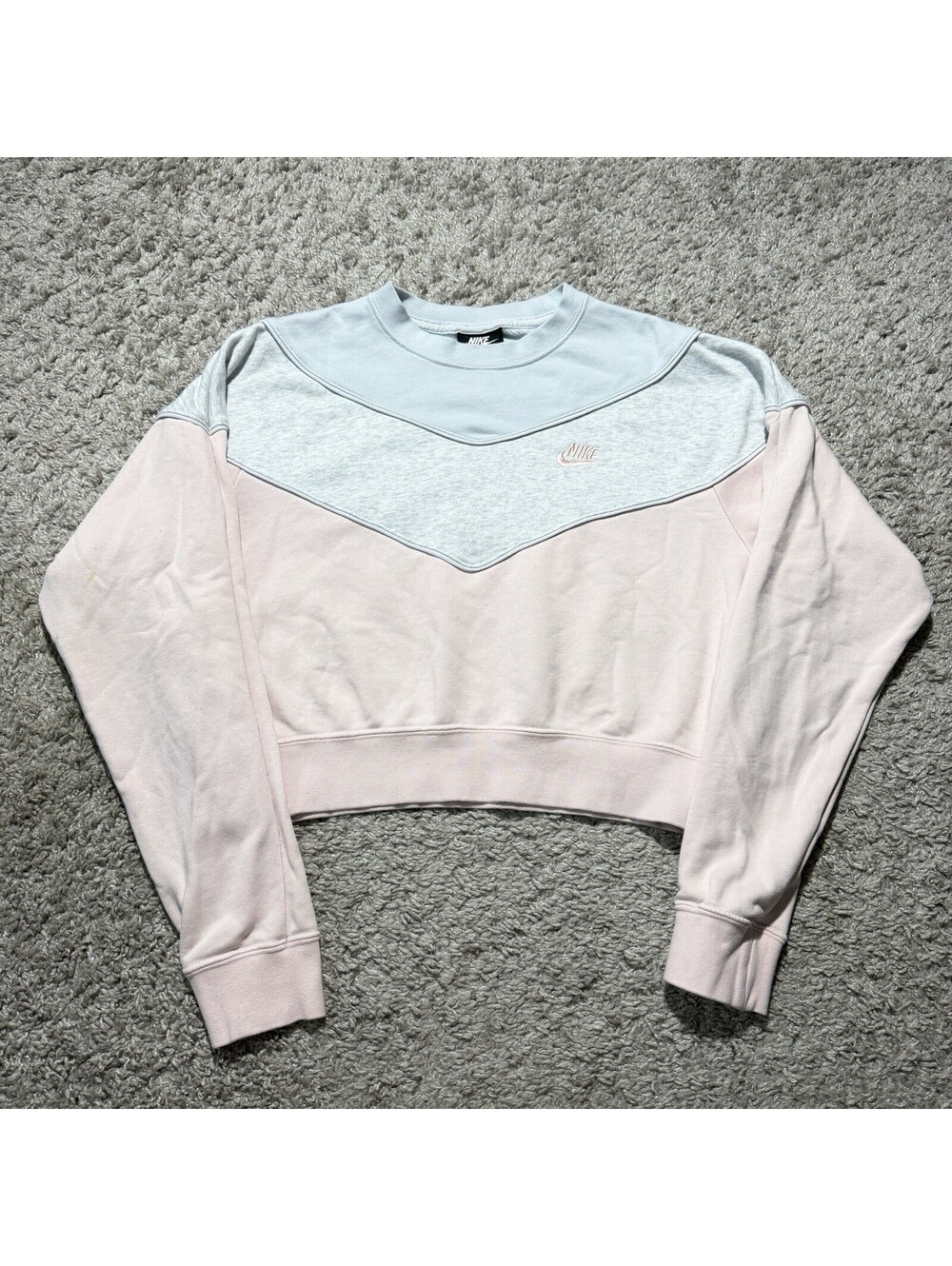 Nike Womens Crop Crewneck Sweatshirt Multicolor Colorblock Athleisure Gym Large